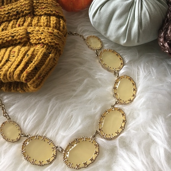 ‘Linda’ collar necklace - Picture 3 of 3